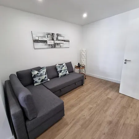Apartamento T1 Com Piscina, Junto A Praia Da Rocha! דירה